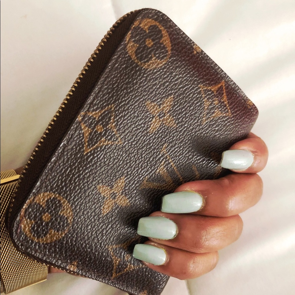 LV zippy wallet bought here on Posh